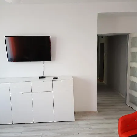 Apartament Przy Promie 아파트 슈비노우이스쳬